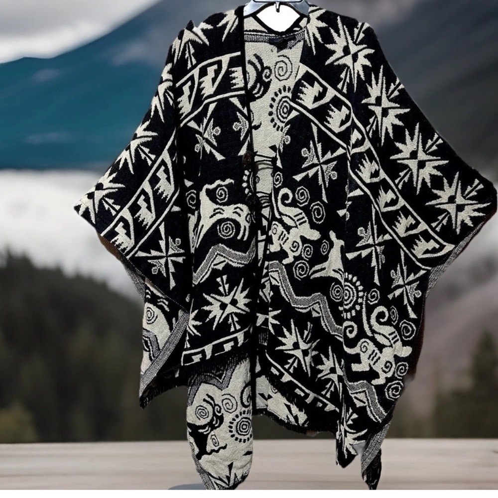 Soho Woven Ethnic Black Elk Animal Print Boho Hippy Cotton Poncho Coachella Cape